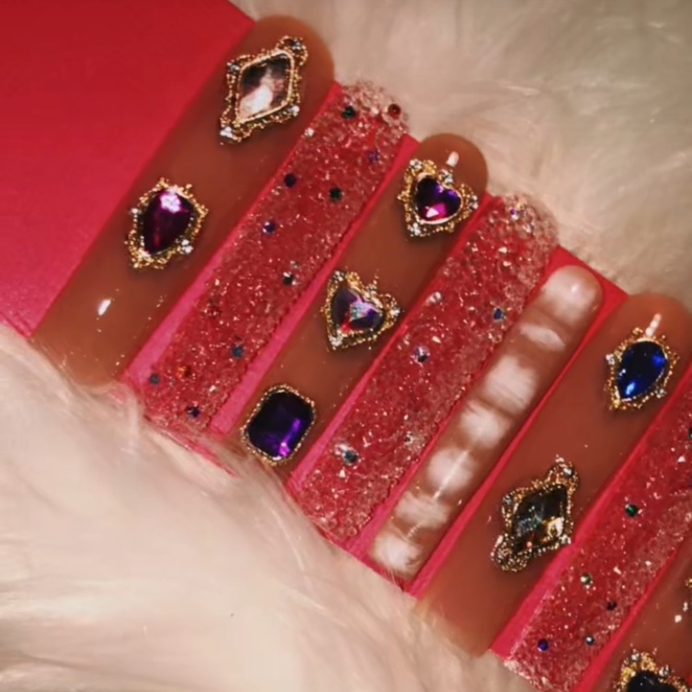 ALL ACRYLIC REUSABLE PRESS ONS